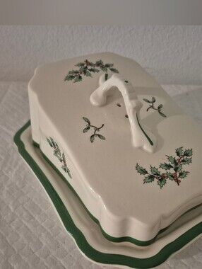 Vintage 1986 Spode Christmas Tree Covered Cheese Dish & Tray England (Lid Stain)